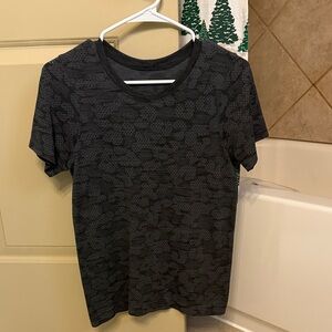 Lululemon Black Patterned Women's Top